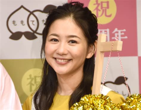 関根麻里、父・関根勤＆夫・Kとの“夏休み”家族3ショット紹介「 .
